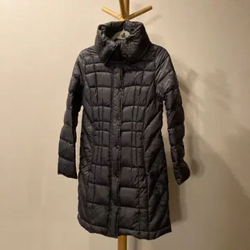 [ Eddie Bauer ] 블랙 다운 코트