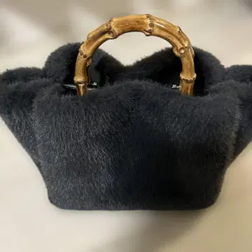 UNITED ARROWS 다크 그레이 퍼 토트백 대나무 핸들