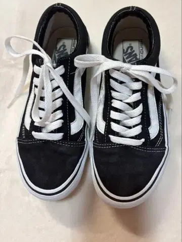 Vans 블랙/화이트 스니커즈