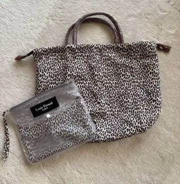 루이 페로 레오파드 리버서블 접이식 에코백 파우치 포함