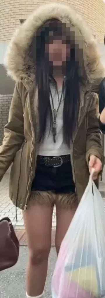 퍼 다운 코트 ZARA 모즈 코트