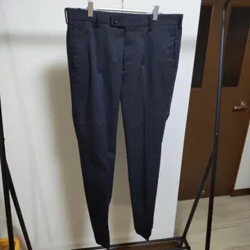 유니클로 네이비 슬랙스 버튼 허리