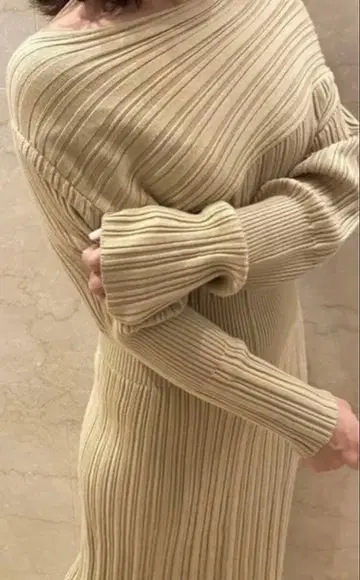 스나이델 원숄더 리브 니트 원피스 세트