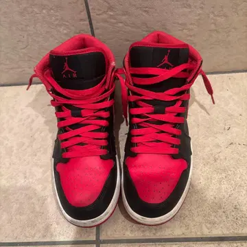 레드/블랙 하이컷 스니커즈