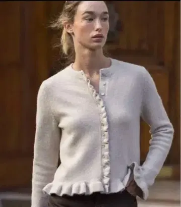 ZARA 베이지 프릴 가디건