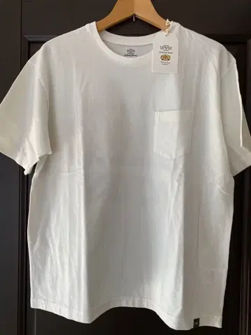 WNW 화이트 크루넥 티셔츠