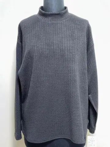 일본제 새상품 블록 패턴 하이넥 오버 사이즈 하이넥 블랙