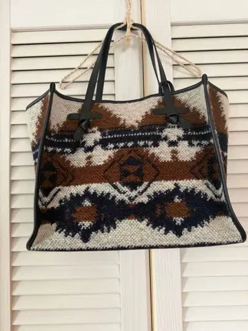 GIANNI CHIARINI 마르첼라 토트백 파우치 포함