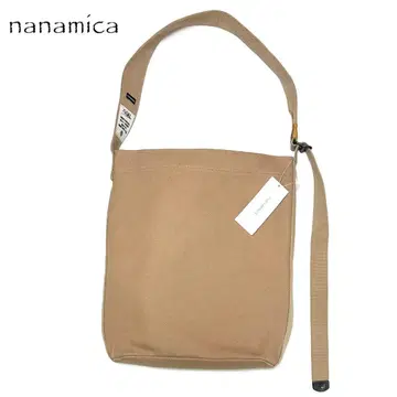 새상품 정가 29800엔 나나미카 유틸리티 백 M 베이지 일본제