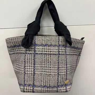 체크 무늬 트위드 핸드백