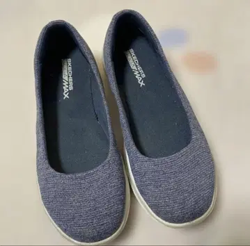 SKECHERS GO WALK MAX 네이비 슬립온