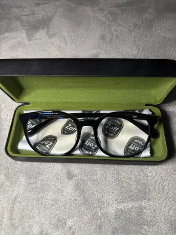 Zoff 블랙 블루라이트 차단 안경