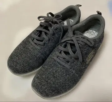 Skechers 그레이 플리스 스니커즈