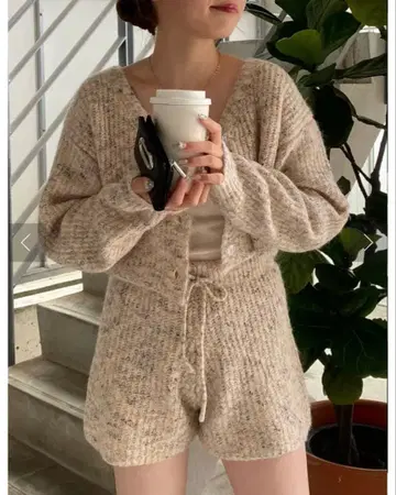 Kastane 니트 셋업 베이지 계열