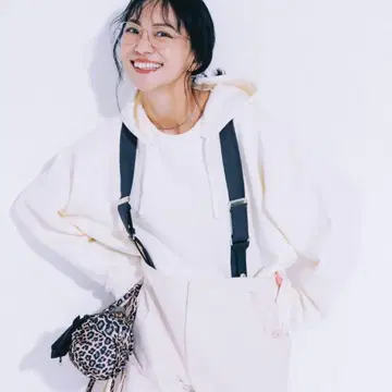 outdoorproducts 니노미야 코즈에 후드티 완판 M 사이즈