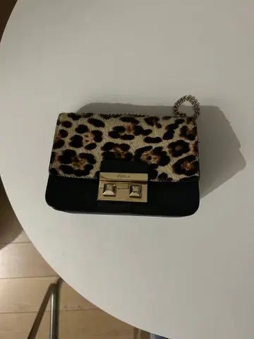 FURLA 레오파드 무늬 숄더백
