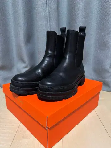 새상품급 REMME 블랙 사이드 고어 부츠 통굽