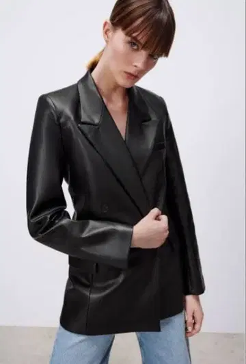 ZARA 페이크 가죽 자켓