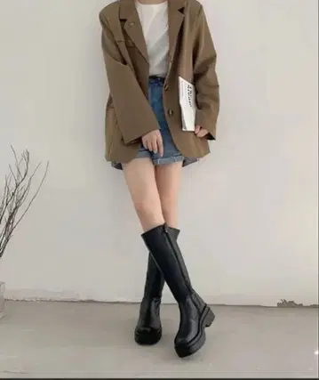 블랙 통굽 롱 부츠 슬림 핏 XS