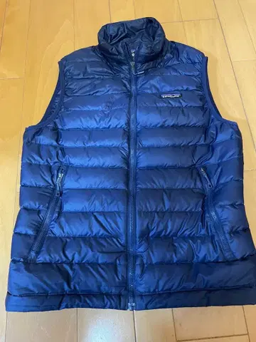 patagonia 다운 베스트 S 사이즈 네이비