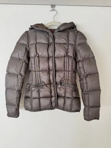 몽클레 다운 자켓 퀼팅