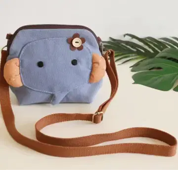 코끼리 얼굴 디자인 파우치