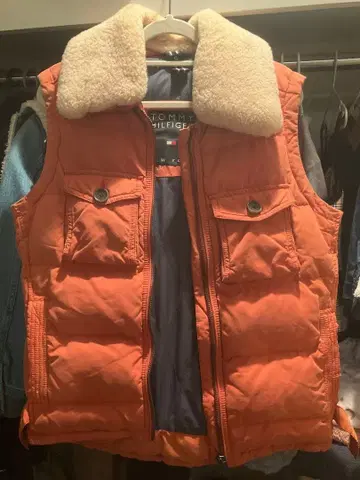 TOMMY HILFIGER 오렌지 다운 베스트