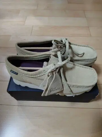 Clarks Wallabee.GTX Maple Suede UK5