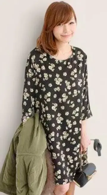 어반리서치 로쏘 팬지 패턴 원피스