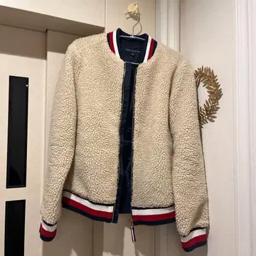 TOMMY HILFIGER 보아 자켓 S/M 크림색