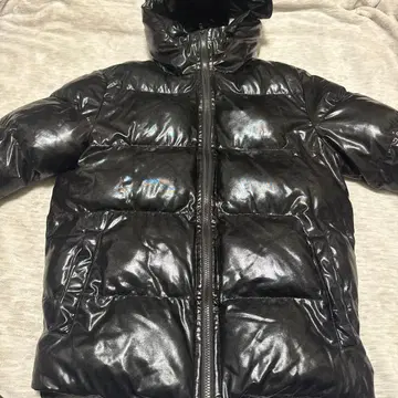 광택 다운 자켓 야리라피