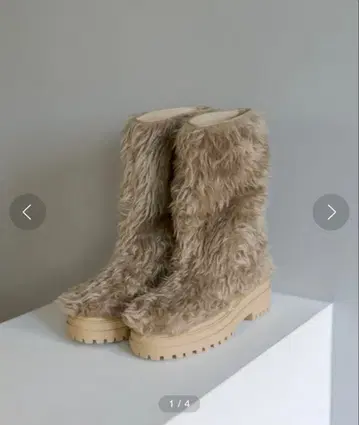 미스틱 볼륨 퍼 부츠 베이지 37