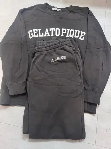 GELATOPIQUE 차콜 그레이 맨투맨 세트