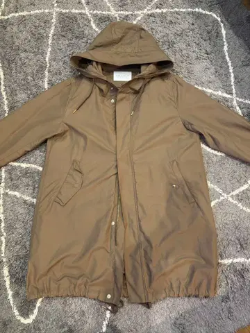 유나이티드 애로우즈 라이너 포함 마운틴 후드티