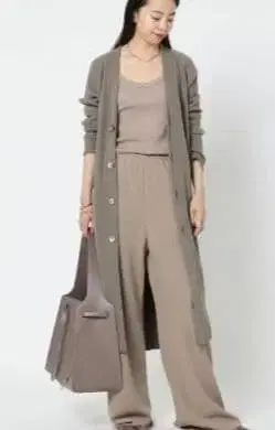 AMERICANA SKINNY LONG 가디건 미사용