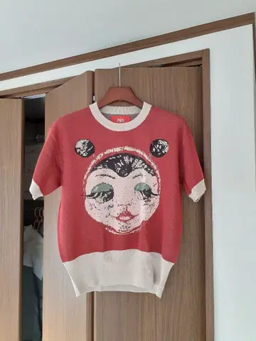 ZARA Harry Lambert 티셔츠 M 사이즈