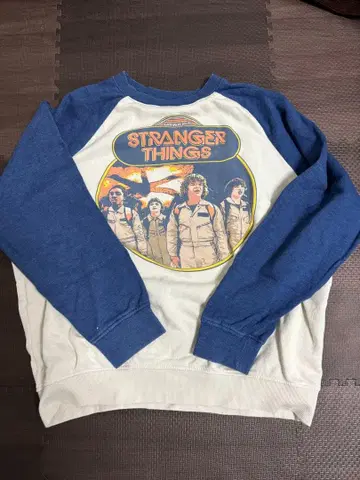 기묘한 이야기 맨투맨 XL 사이즈