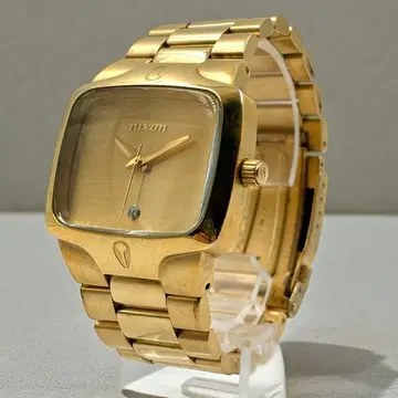 [레어] 닉슨 손목시계 THE PLAYER 다이아 1P 골드 스퀘어