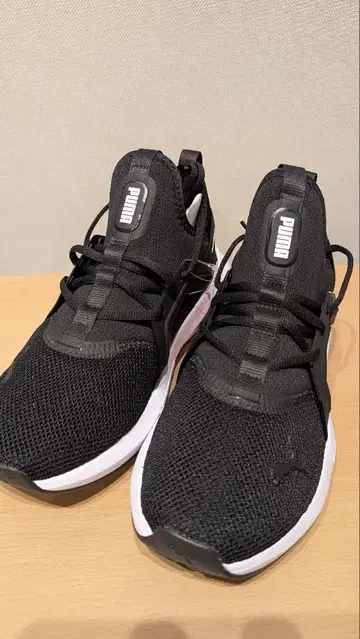 PUMA SOFTRIDE 엔조 5 27.0CM 블랙