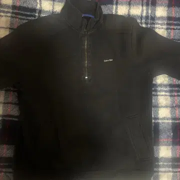 캘빈 클라인 블랙 맨투맨