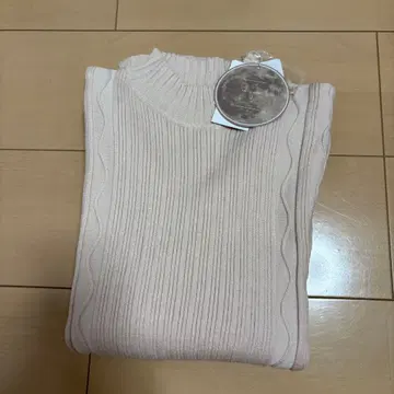 [ 새상품 ] 뉴앙스 니트 Lsize talbyyumi