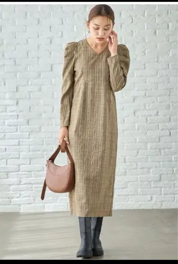 새상품 & 노스탤지어 체크 무늬 롱 원피스