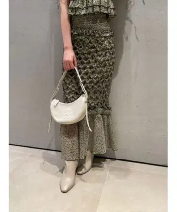 SNIDEL 랜덤 셔링 스커트