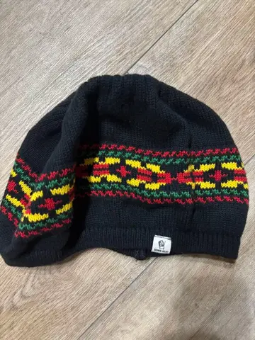 라디얼 라스타 컬러 니트 탐