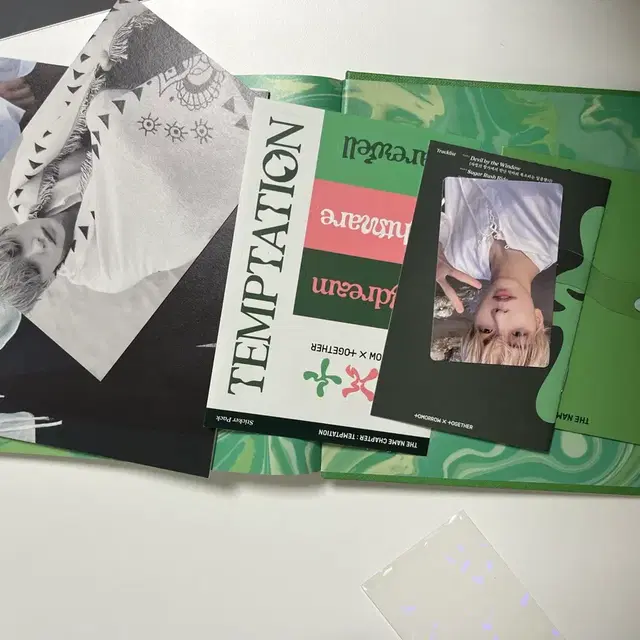 <급처분> 앨범 안 구성,포카 포함 투바투 앨범 판매합니다