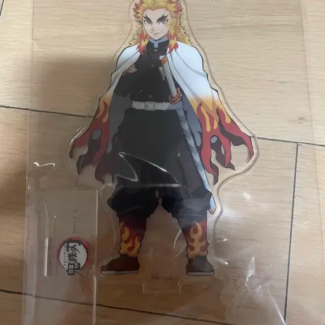귀멸의 칼날 렌고쿠 쿄쥬로 아크릴 스탠드 정품