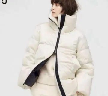 UNIQLO +J 프리미엄 다운 볼륨 자켓 화이트 계열 S