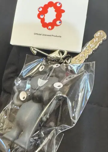 블랙 BLACK 미야쿠미야쿠 입체 PVC 키링 오사카 간사이 만박