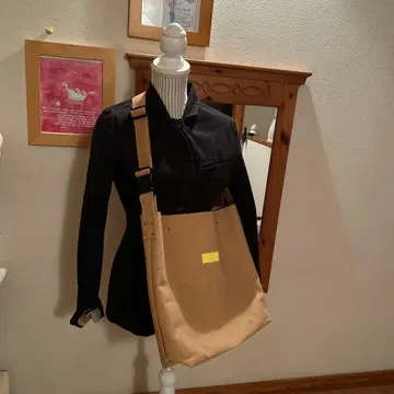 미사용 새상품 MAKOO 베이지 숄더백