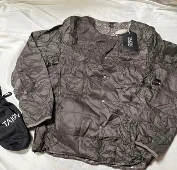 새상품 L 사이즈 타이온 크루넥 버튼 이너 다운 자켓 그레이